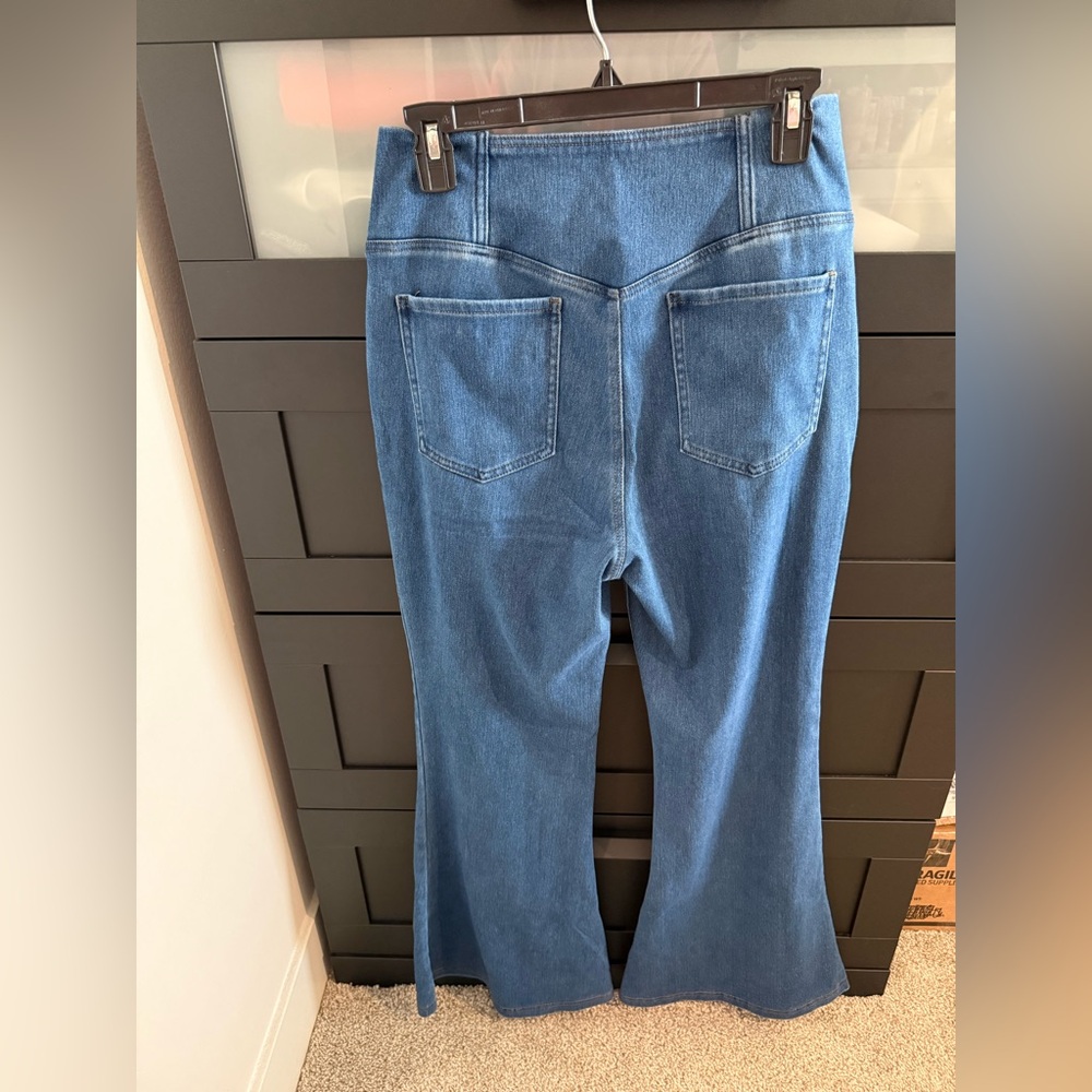 Halara cross over stretchy denim super flare pants - Picture 5 of 5